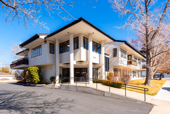 1695 Meadow Wood Ln. Reno NV - Meadowood